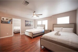 Room - VEGAS-Oasis w/Pool-Mins to LV Strip-Las Vegas! (Las Vegas)