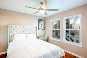 Room - VEGAS-Oasis w/Pool-Mins to LV Strip-Las Vegas! (Las Vegas)