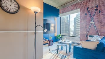 Smart TV, Netflix, streaming services, offices