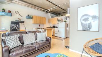 Smart TV, Netflix, streaming services, offices