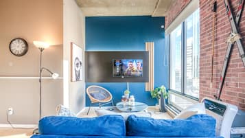 TV connectée, Netflix, services de streaming, espaces bureaux