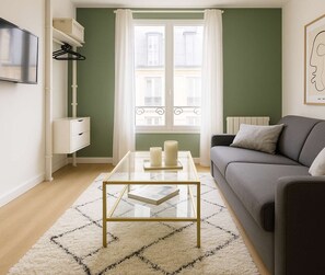 TV, offices - Cosy studio - Arc de Triomphe (Paris)