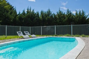 Pool - La Source, Villas Saint Laurent. Villa 4 pers, air conditioning, private pool (Vallon-pont-d'arc)