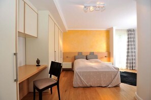 2 Schlafzimmer, Bügeleisen/Bügelbrett, kostenloses WLAN, Bettwäsche