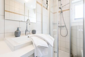 Bruser, hårtørrer