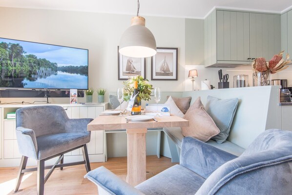 تناول الطعام