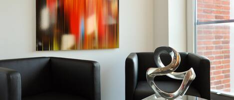 المنشأة من الداخل