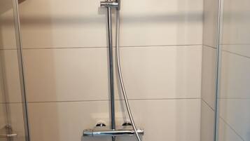 Dusche, Haartrockner, Seife