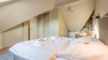 2 chambres, fer et planche Ă repasser, Wi-Fi gratuit, draps fournis