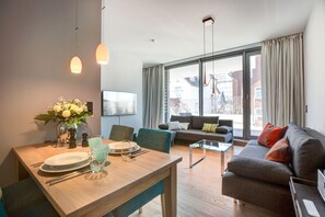 TV, DVD player - Modern. Apart. Lichtdurchflutet. Neue Mitte, Whg. 4 Objekt-id: Nmw/04 (Westerland)