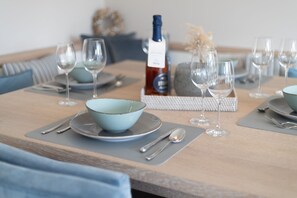 تناول الطعام