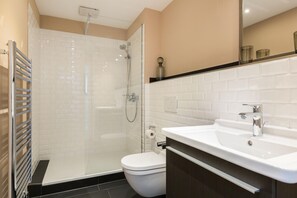 Shower, hair dryer, towels - Sauna. Exquisit. Stimmig (Westerland)
