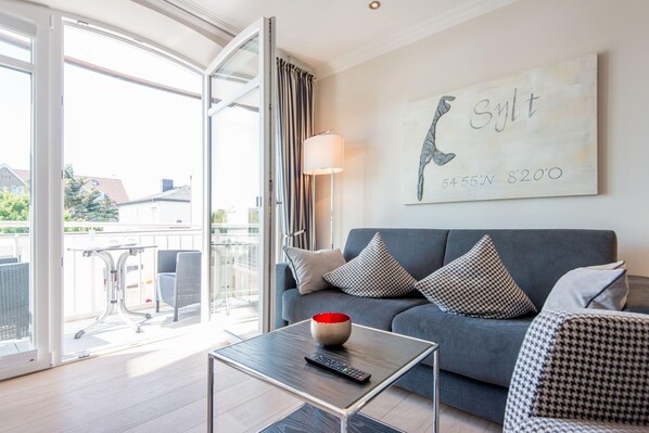 Fernseher, DVD-Player