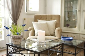 Fernseher, Stereoanlage