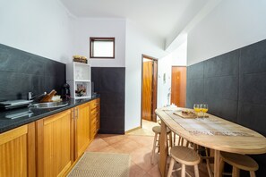 Dining - Casino and Beach Apartment by House and People (Póvoa de Varzim)