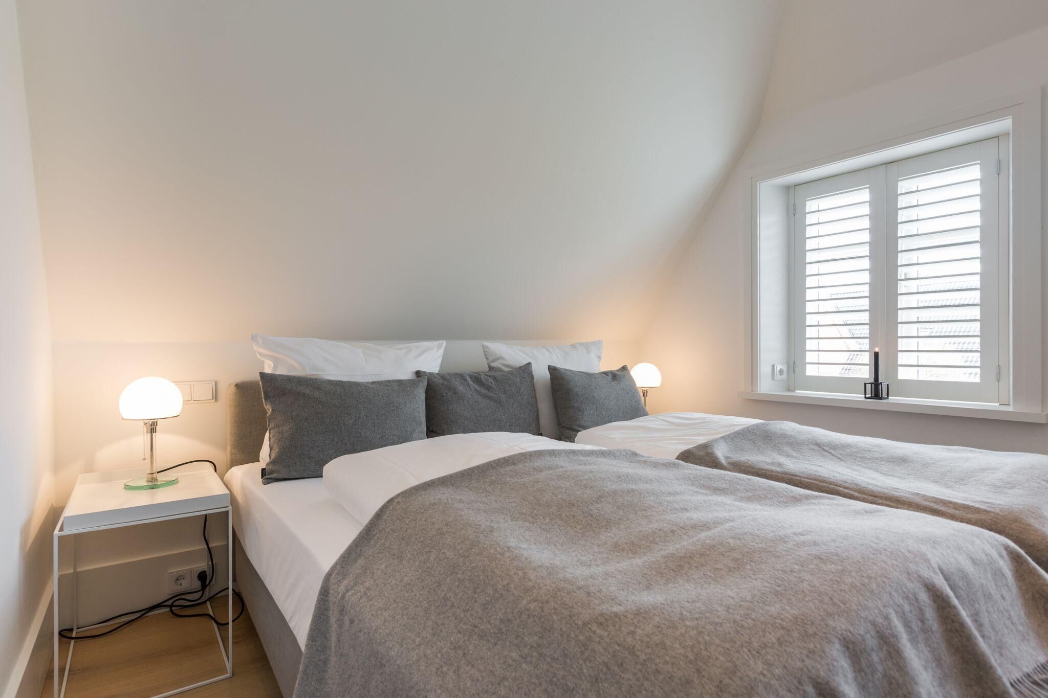 3 室のベッドルーム、アイロン / アイロン台、WiFi (無料)、ベッドシーツ