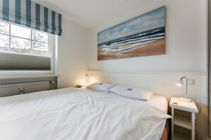 1 bedroom, iron/ironing board, free WiFi, bed sheets - Stylish. Terrasse. Strandnah. Objekt-id: Hf/03 (Westerland)