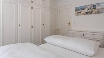 1 Schlafzimmer, Bügeleisen/Bügelbrett, kostenloses WLAN, Bettwäsche