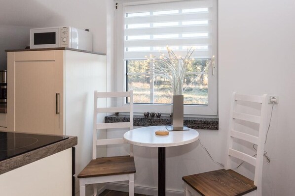 Dining - The sound of the sea. Stylish. Creative. (Westerland)