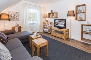 TV, DVD player