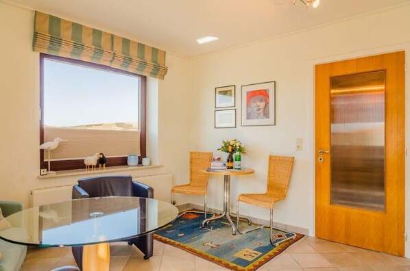 Dining - Strandnah. Naturnah. Ruhig. Inken-michels-huus, Whg. 19 Objekt-id: Imh/19 (Sylt)