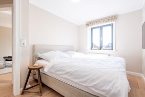 2 bedrooms, iron/ironing board, free WiFi, bed sheets - Strandnah. Ruhig. Zentral. Stadthaus Boysenstraße, Whg. 6 Objekt-id: Shb/06 (Westerland)