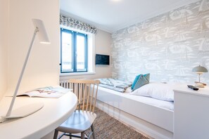 2 bedrooms, iron/ironing board, free WiFi, bed sheets - Strandnah. Ruhig. Zentral. Stadthaus Boysenstraße, Whg. 6 Objekt-id: Shb/06 (Westerland)