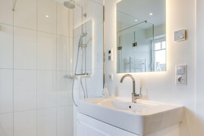 Hair dryer, towels