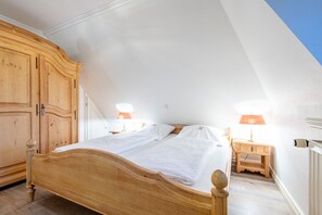 2 Schlafzimmer, Bügeleisen/Bügelbrett, Internetzugang, Bettwäsche