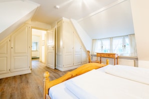 3 Schlafzimmer, Bügeleisen/Bügelbrett, kostenloses WLAN, Bettwäsche