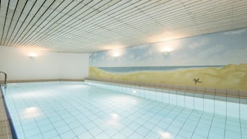 Indendørs pool