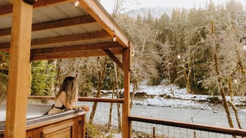 Bañera de hidromasaje exterior