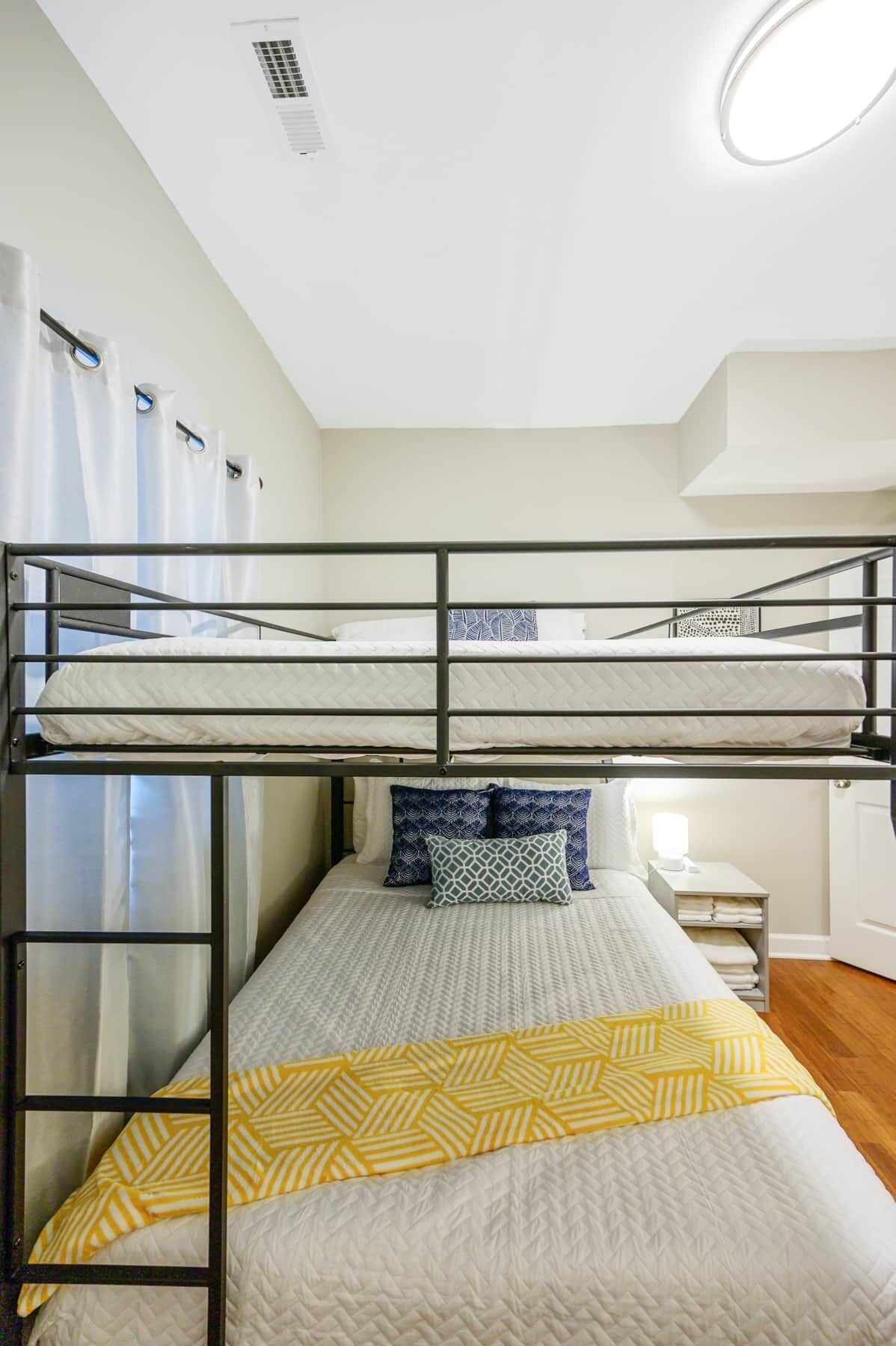 3 Schlafzimmer, Bügeleisen/Bügelbrett, WLAN, Bettwäsche