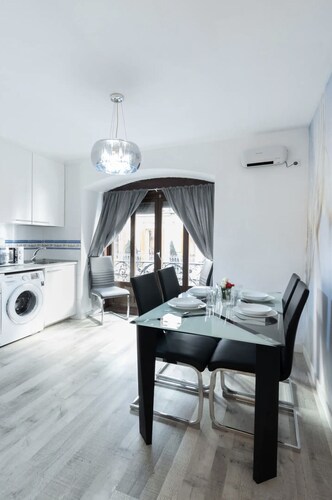 Comfortable Sunny Apartment Gran Vía | A040