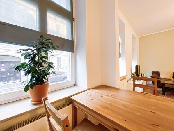 تناول الطعام