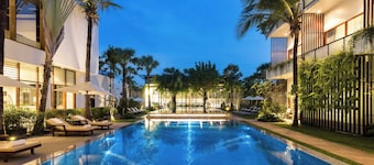 Shintana Saya La Maison