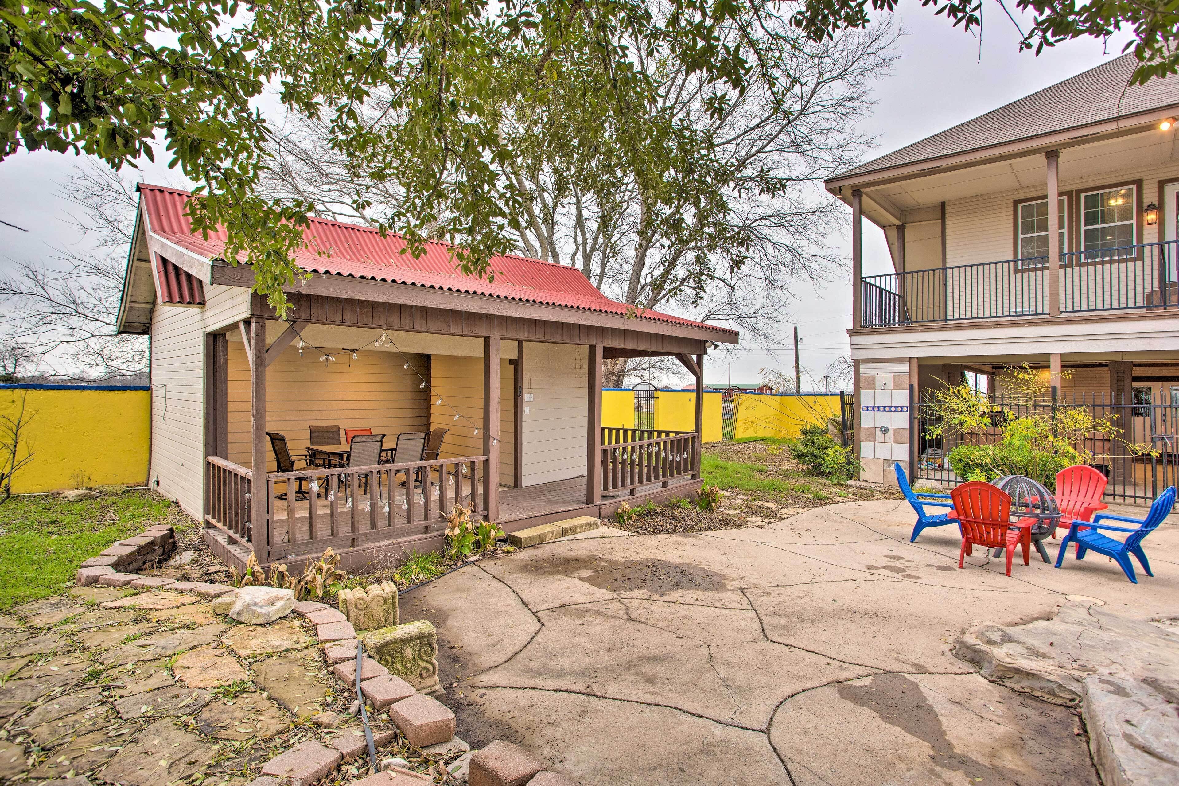 Spacious Vacation Home: 10 Mi to Lavon Lake!