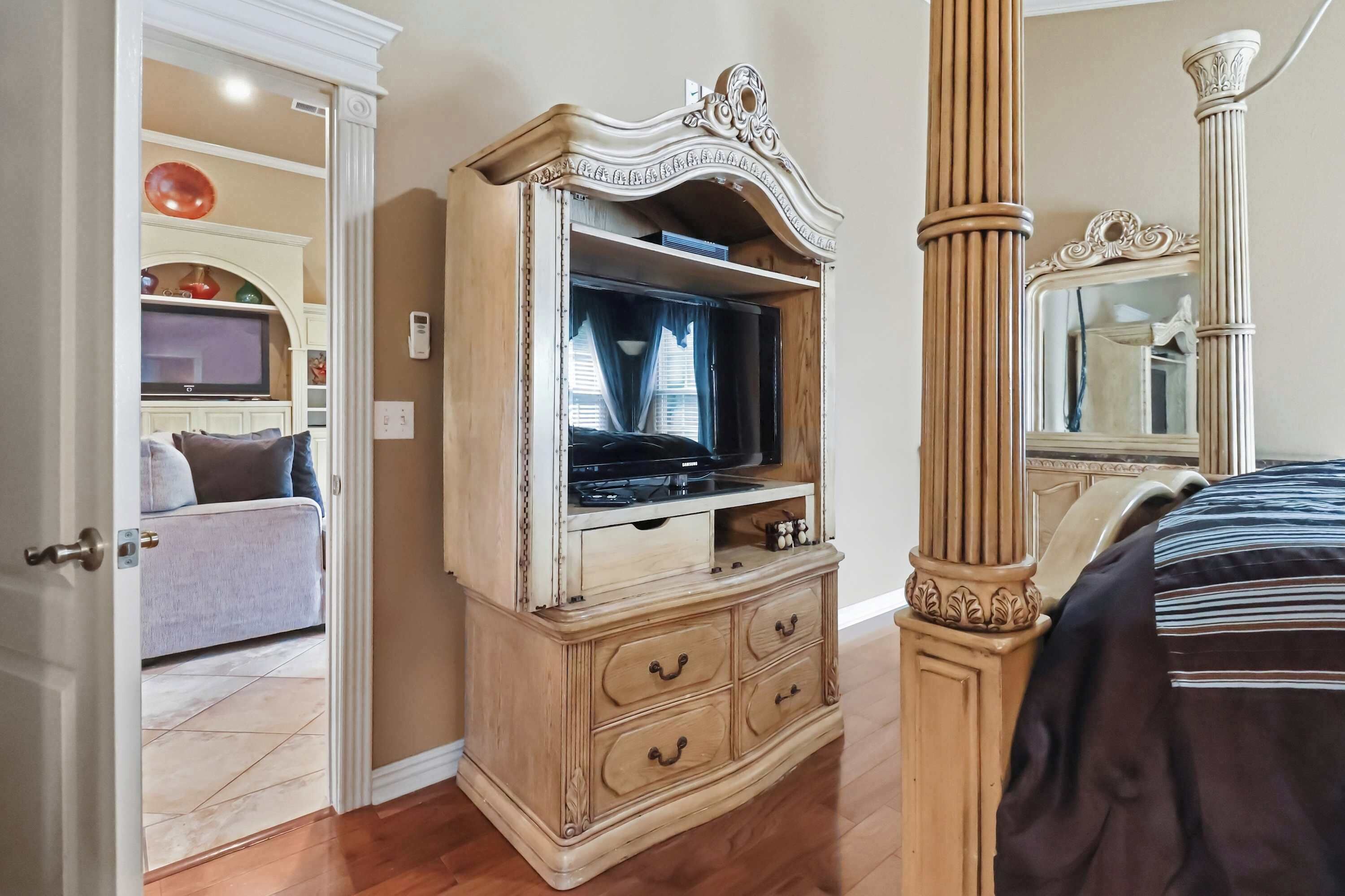 3 bedrooms, desk, iron/ironing board, WiFi