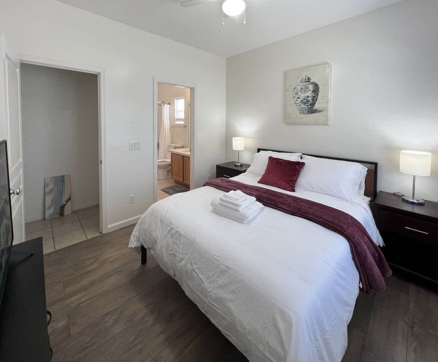 3 bedrooms, iron/ironing board, WiFi