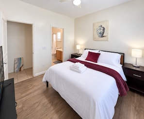 3 chambres, fer et planche à repasser, Wi-Fi, literie fournie