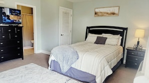 Iron/ironing board, free WiFi, bed sheets, wheelchair access - Oak Shores Studio 30 | Just a Short Walk to The Beach! (Biloxi)