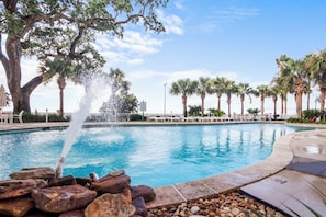 Innenpool, beheizter Pool