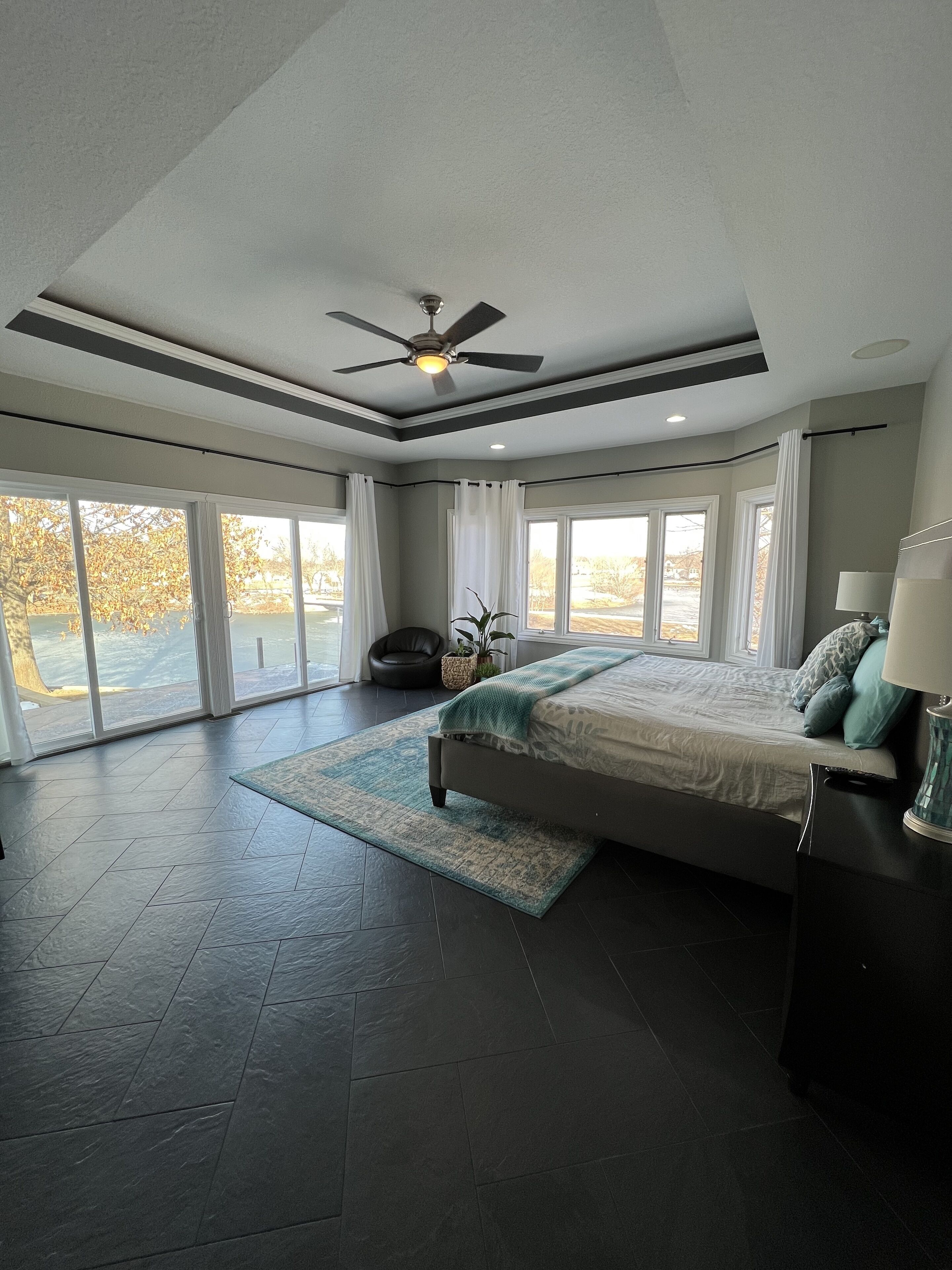 8 bedrooms, in-room safe, desk, travel crib