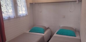 2 habitaciones, cuna de viaje, wifi gratis y ropa de cama 