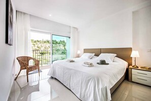 5 chambres, fer et planche à repasser, Wi-Fi, literie fournie