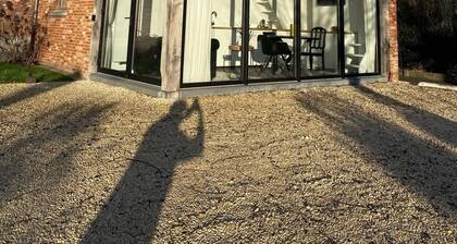 Cosy romantic little house between Ghent Antwerp Brugge and Brussels