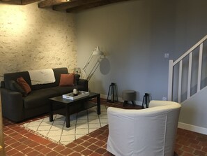 Télévision, chaîne hi-fi