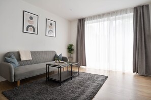 41-inch flat-screen TV with digital channels, TV - Moderne Apartments zentral in Dortmund (Dortmund)