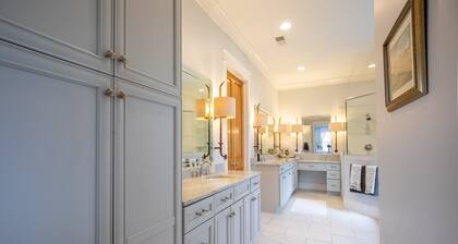 Spacious, serene retreat perfect for Oxford visits<br>New listing!!