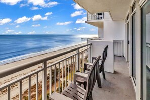 Relax on the balcony with a clear view of the ocean and enjoy dining or unwinding in style.